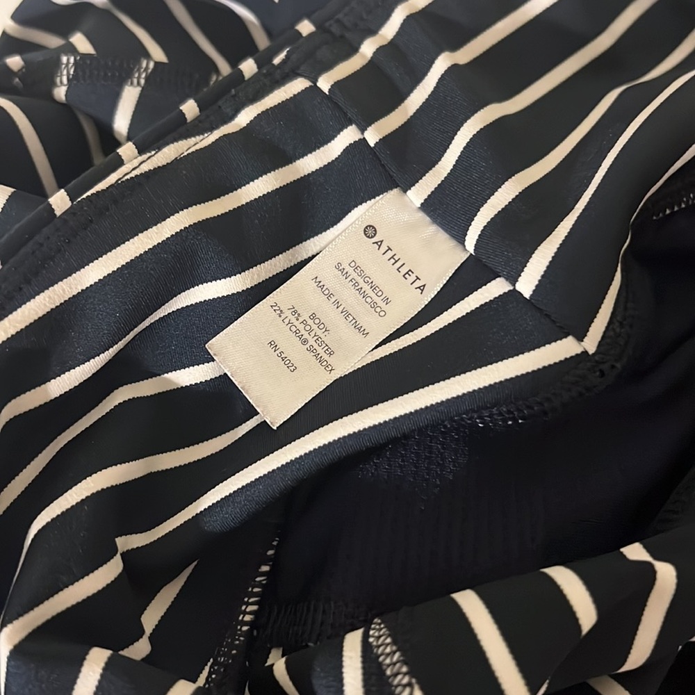 Athleta Contender 7/8 Navy Blue and White Leggings - Large (P) - Picture 5 of 5